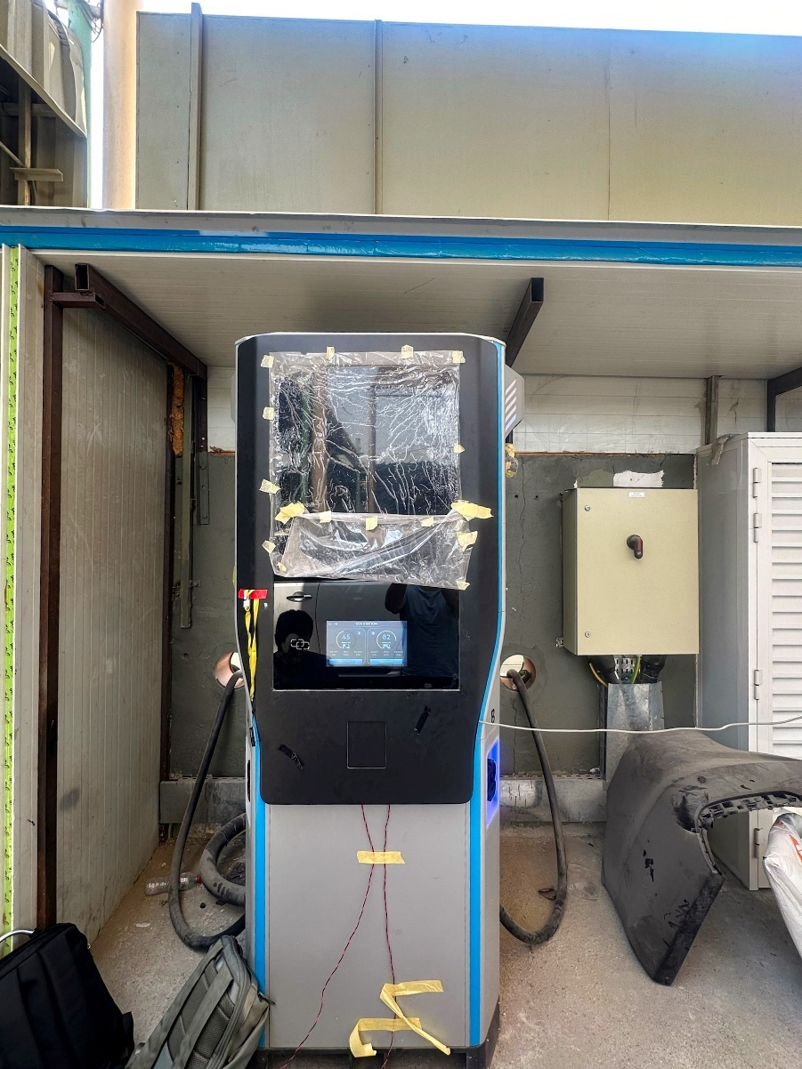 180 kW Injet Ampax Charger for a Car Rental Company in Dubai